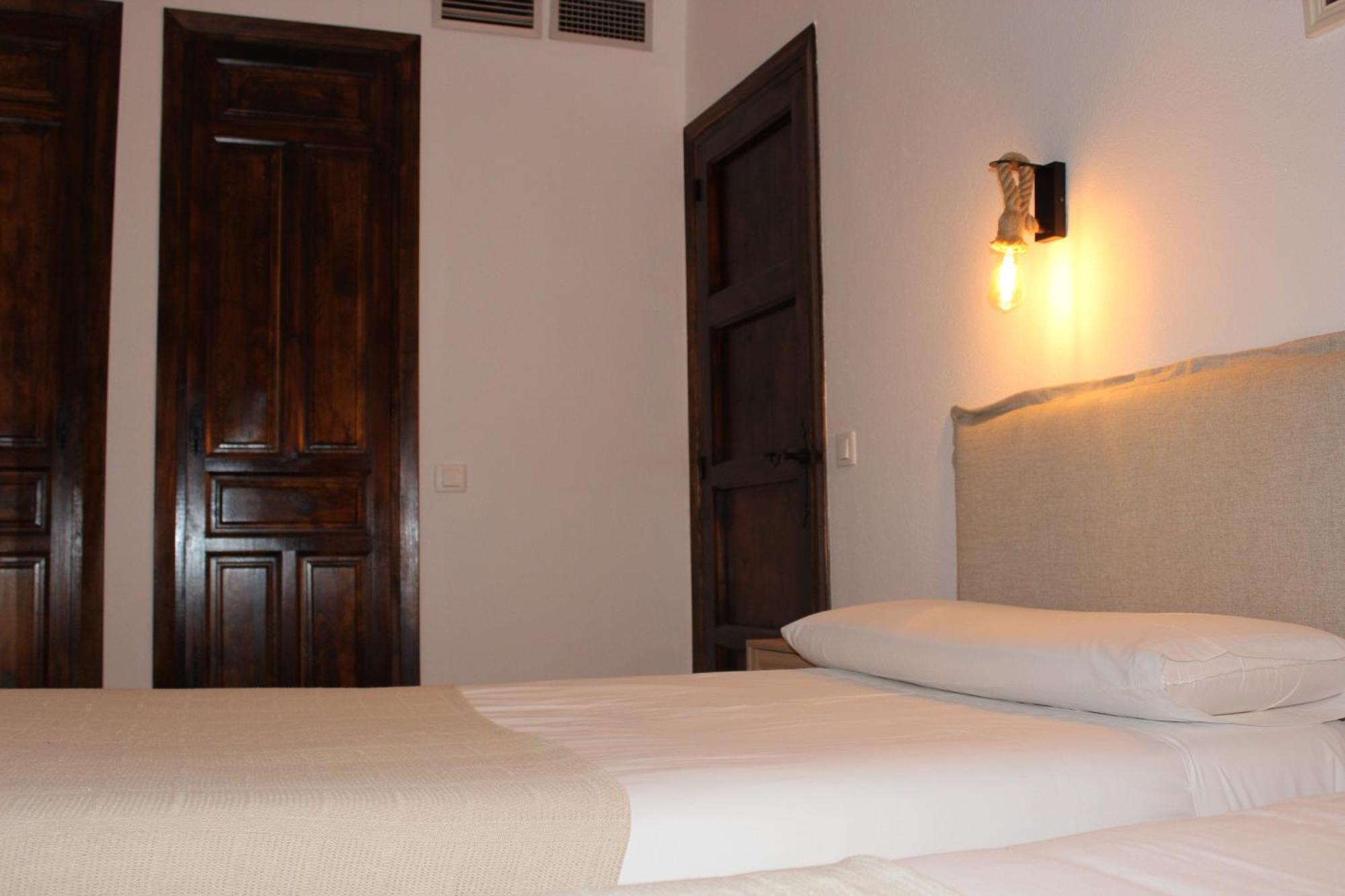 Apartamentos De Astroturismo La Canada Torrejón el Rubio المظهر الخارجي الصورة