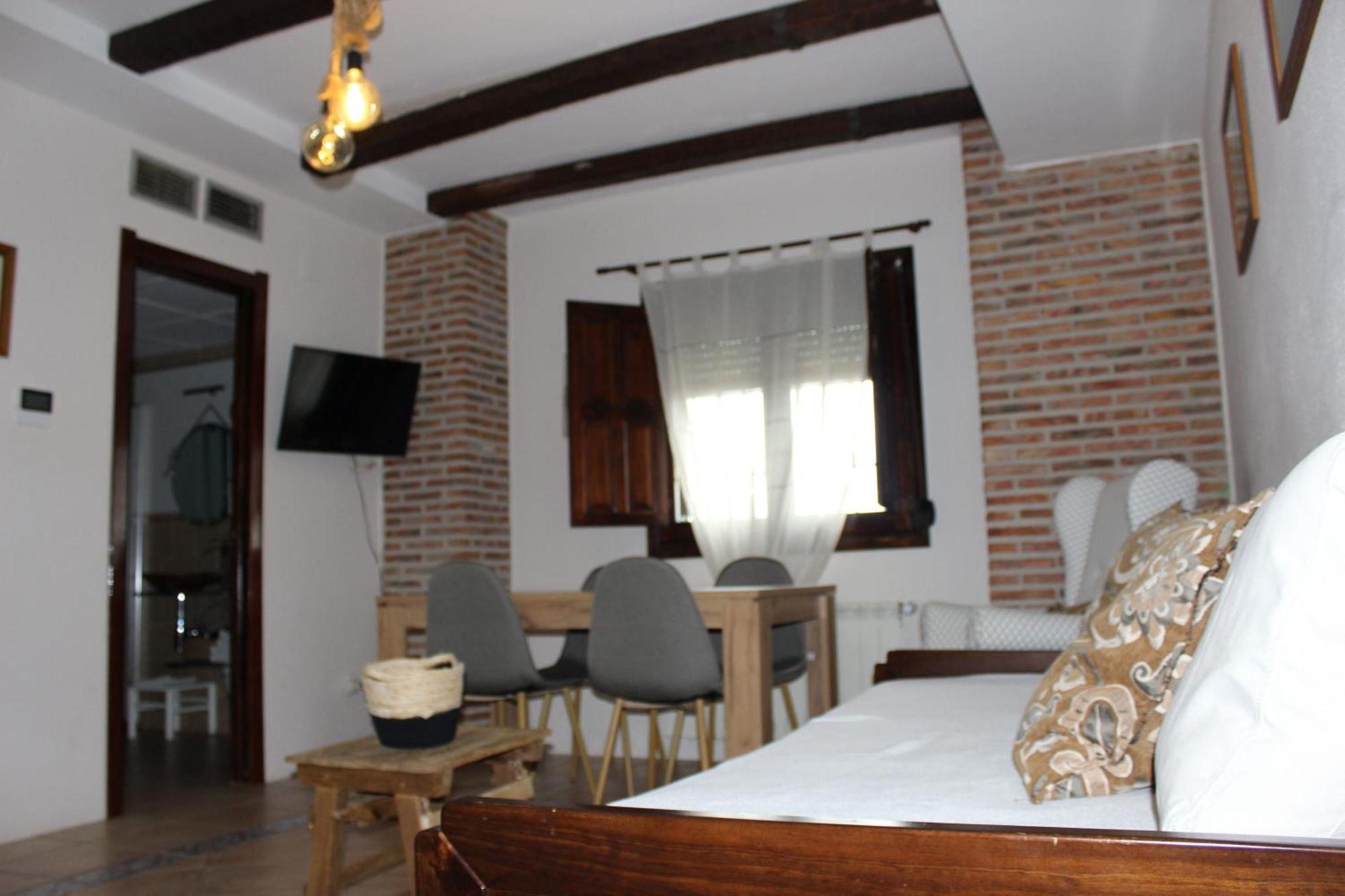Apartamentos De Astroturismo La Canada Torrejón el Rubio المظهر الخارجي الصورة